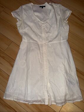 George white Eyelet Short Sleeve Dress